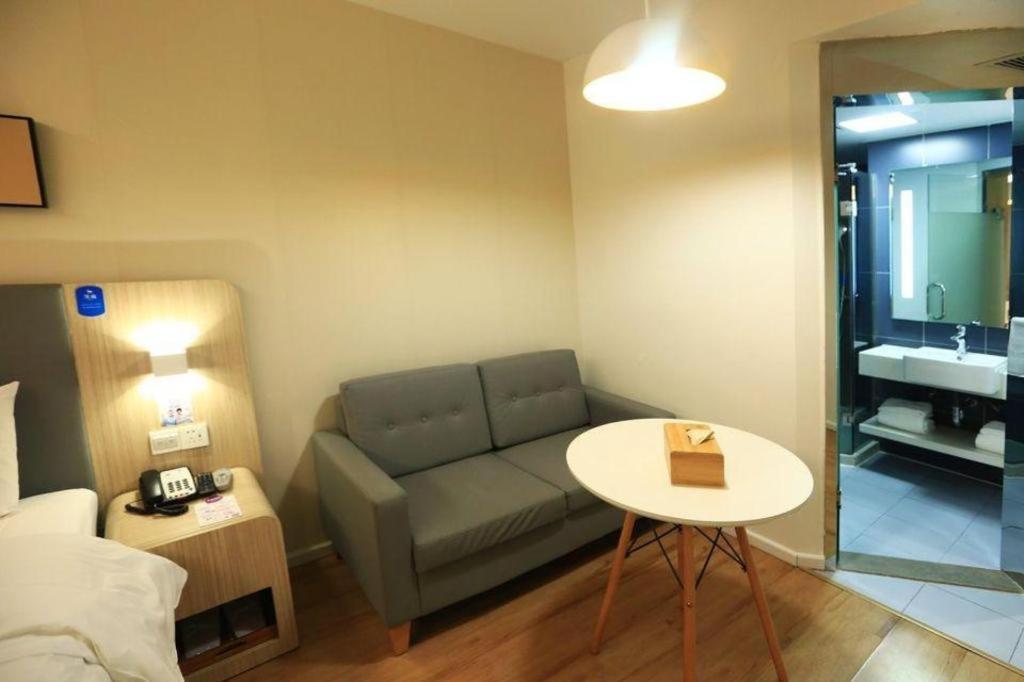Hanting Hotel Shanghai Caohejing Yishan Road Dış mekan fotoğraf