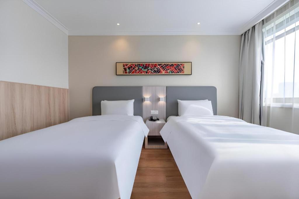 Hanting Hotel Shanghai Caohejing Yishan Road Dış mekan fotoğraf